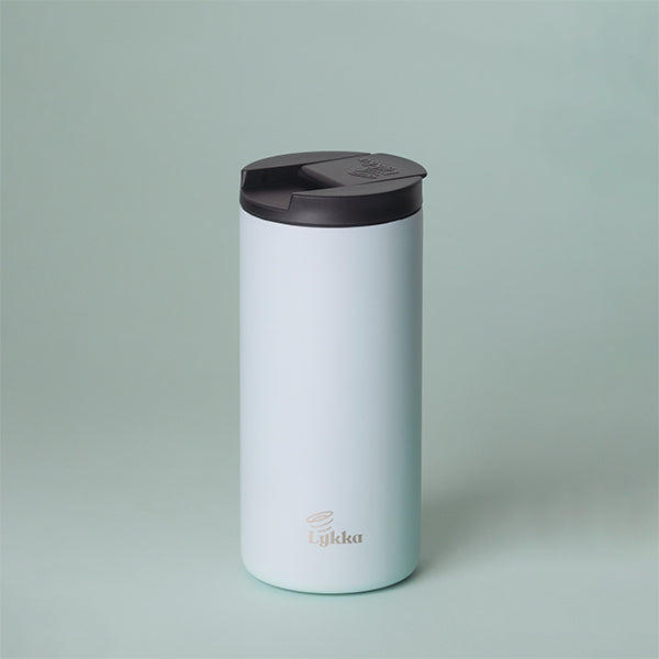 Lykka Kvarting 400ml/14oz Shakes Up Your Beverage Game (Snowy Blue)